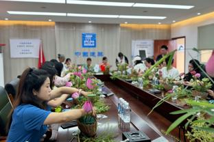 沃西：湖人需要开球队会议 他们能击败强队却在主场输球